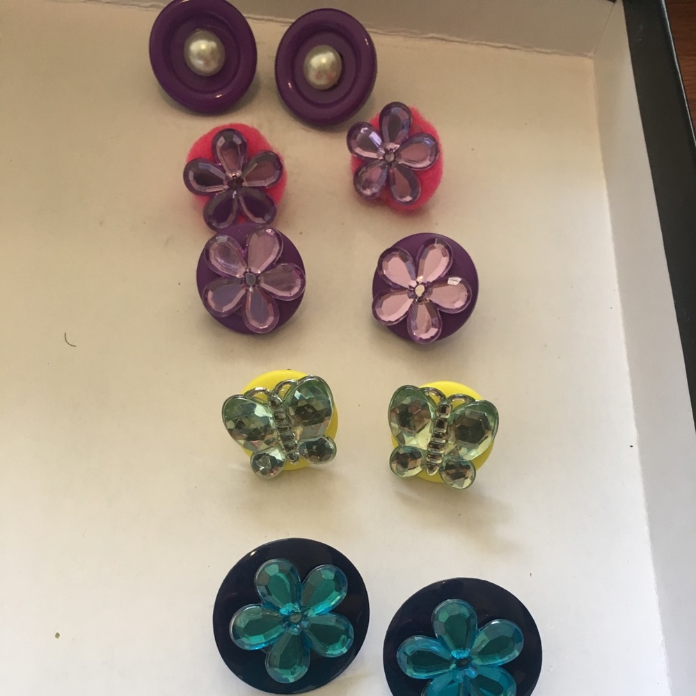 Jewelry - Picture 5 of 8